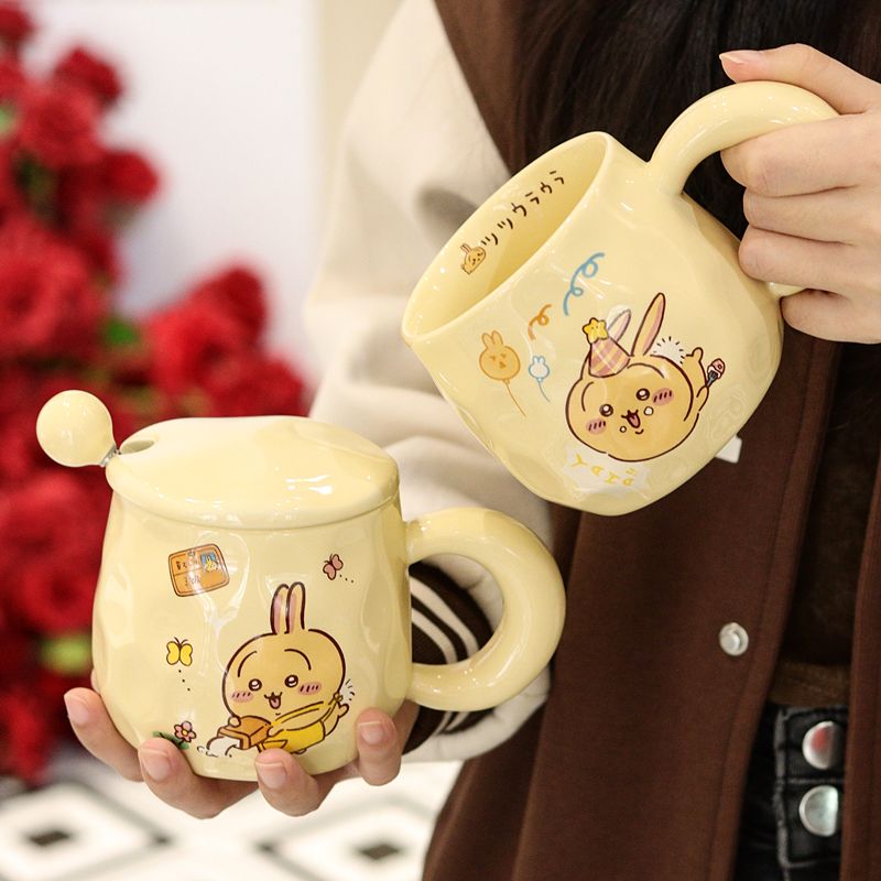 Taza de Cerámica Chiikawa Usag - Coffee To Tea Meaning reseña y precio